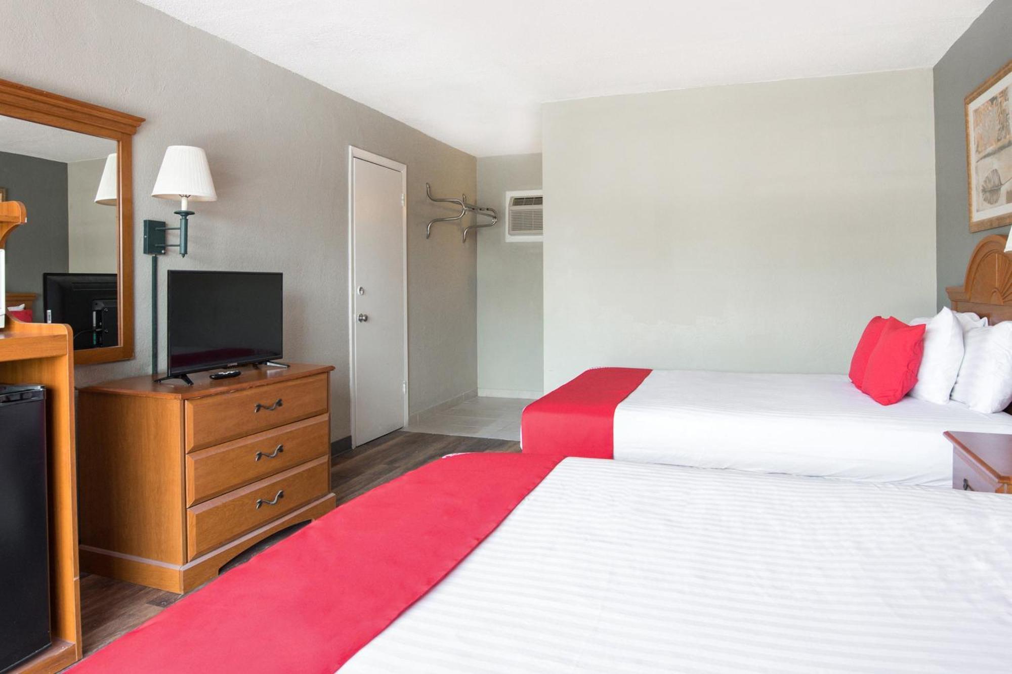 Oyo Hotel Mustang Silver Spring Fl Silver Springs Exterior photo